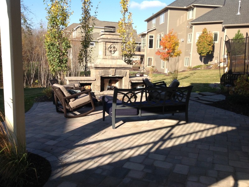 Maple Grove Paver Patio 03