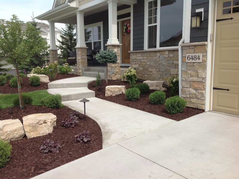 Maple Grove Paver Patio and Landscape Design 09